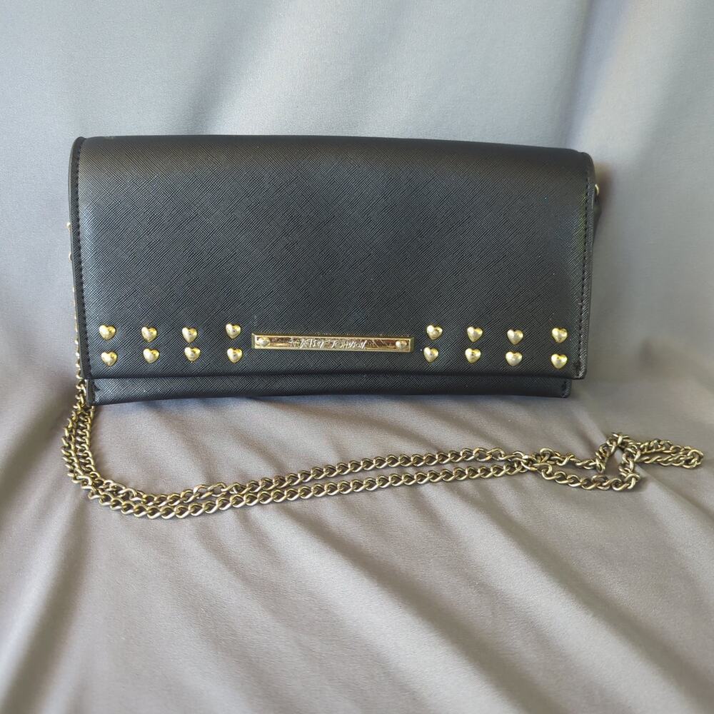 Betsey Johnson Heart Stud Wallet On Chain Crossbody Clutch Black